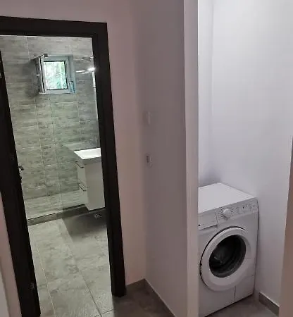 Ground Floor Beach Studio Apartment