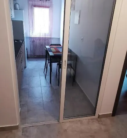 Apartament Ground Floor Beach Studio *